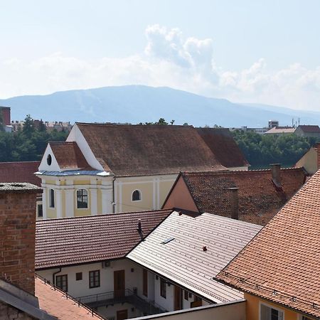 City Wall House Maribor Bagian luar foto