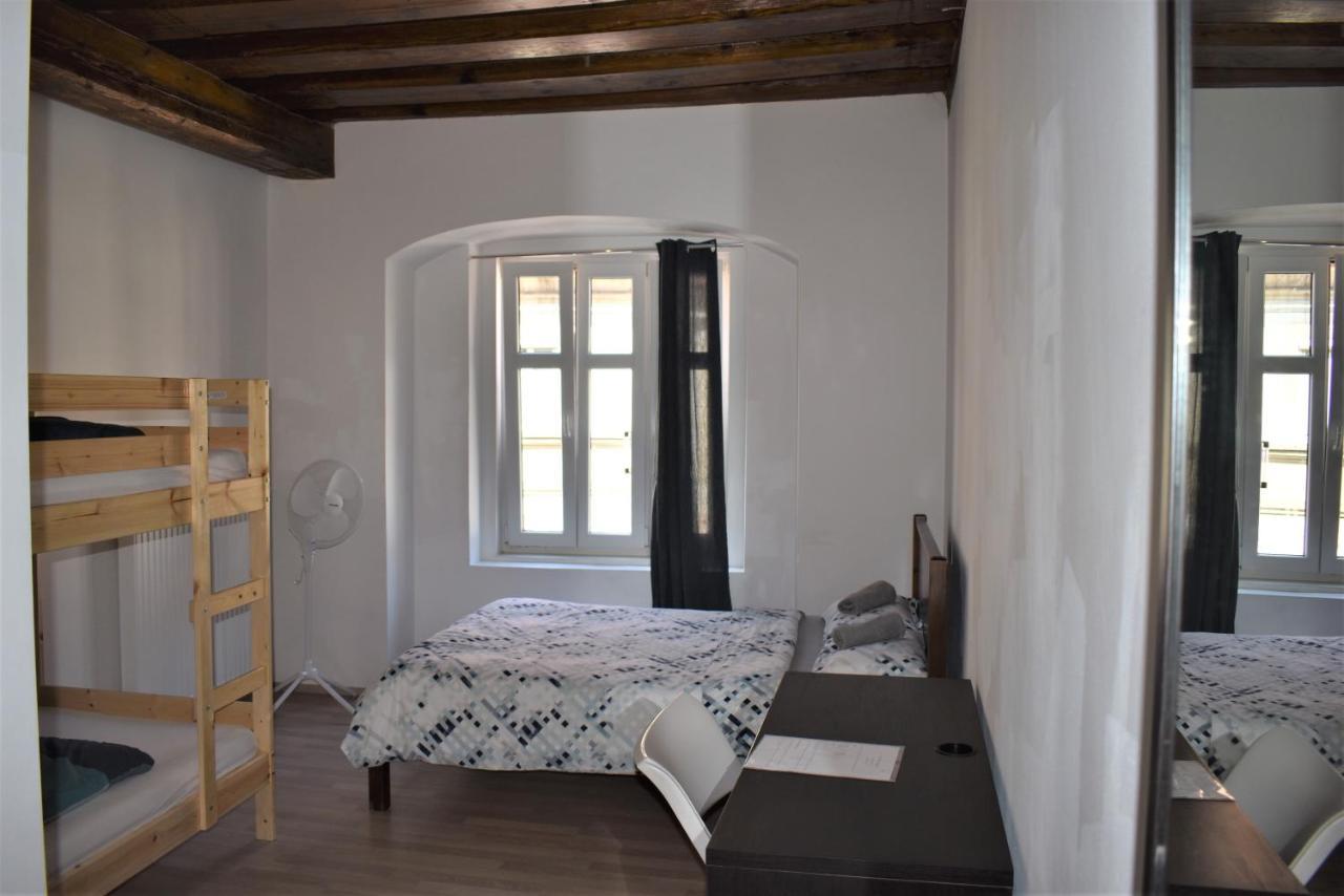 City Wall House Maribor Bagian luar foto